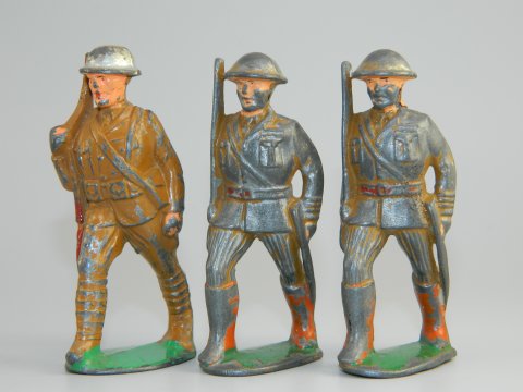 manoil soldiers
