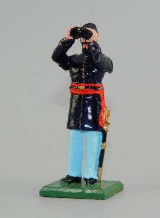 Union Officer Standing w/Binoculars