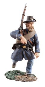 Union Iron Brigade Advancing