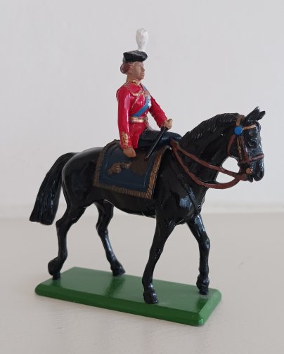 HM The Queen Mounted