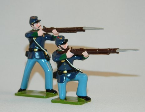 Irish Brigade - Privates Standing & Kneeling Firing