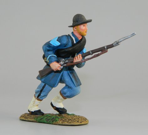 Union Soldier Charging with Bayoneted Rifle