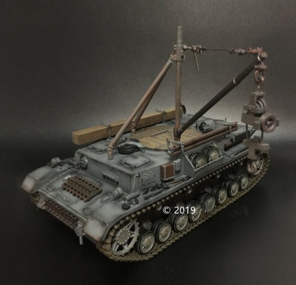 German Bergepanzer IV in East Line