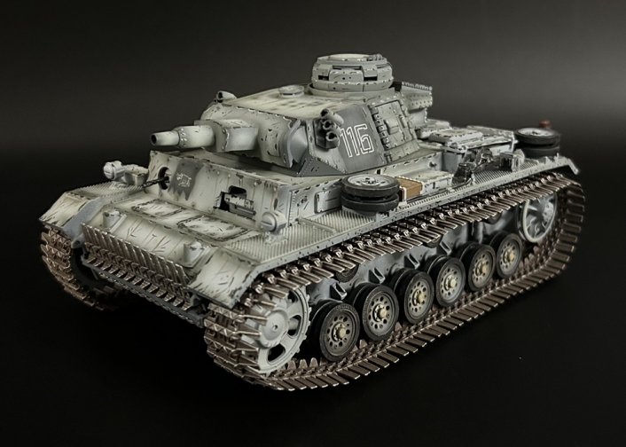 German Winter Panzer III Ausf N wih Winterketten