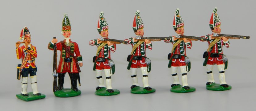 Garibaldi Toy Soldiers Louisburg Grenadiers Firing with Officer & Fifer