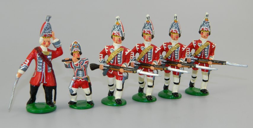 Garibaldi Toy Soldiers 17th Grenadiers Charging w/Officer & Fifer