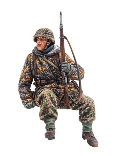 German Pz Grenadier Leaning with K98