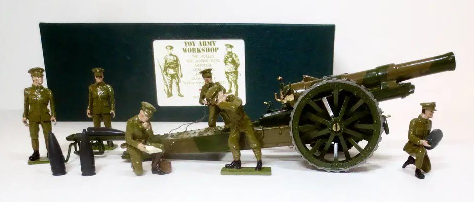 British 8" Howitzer w/6 Man Crew