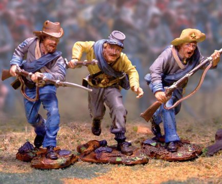 5th Texas Advancing - Confederate