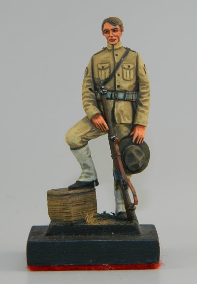 US Marine Sergeant with Campaign Cover