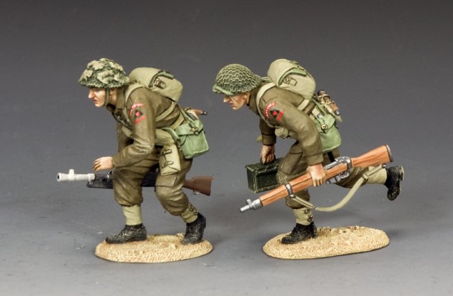 Running Bren Gun Team - Beach