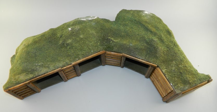 "L" Shaped WWI/WWII Log Trench System Diorama Base