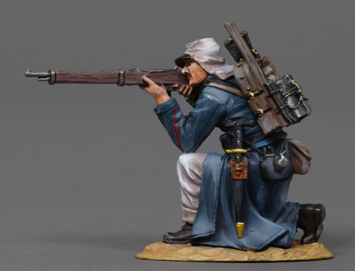 French Legionnaire w/Backpack - Kneeling Firing