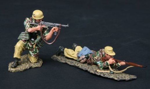 2 Man Rifle Section - Tropical