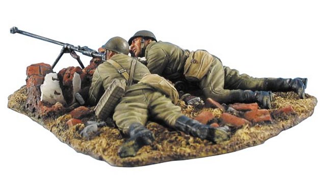 Russian PTRD-41 Anti-Tank Rifle Team Laying Firing - 1/35th Scale