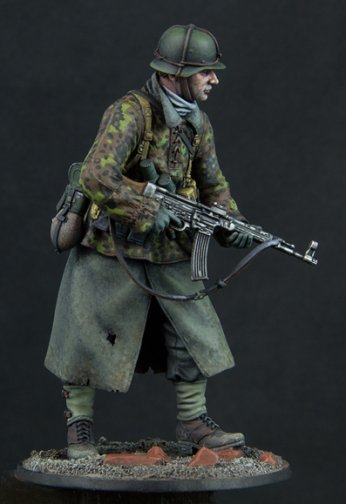 WWII German Late War Panzergrenadier 1944/1945 UNPAINTED KIT