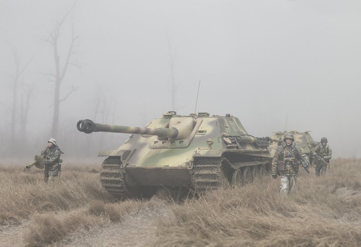 Jagdpanthers in the Mist