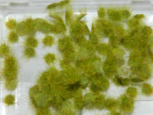 Wild Grass Tuft Mix – Light Green
