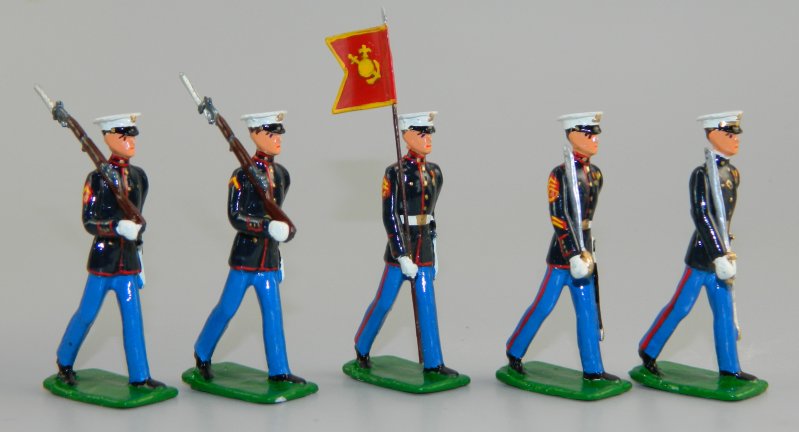 USMC Presentation Set - Officer & NCO with Swords, Guidon Bearer & 2 Riflemen