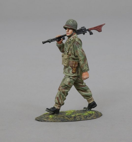 Foreign Legionnaire with MG