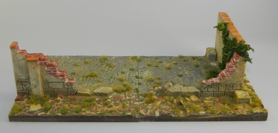 Garden Wall 12" x 6" Diorama Base