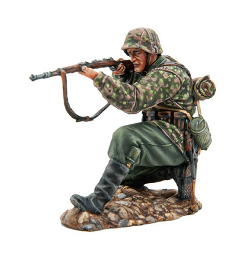 German Waffen SS Pz Grenadier Firing K98