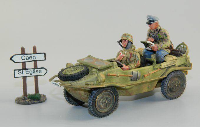 Summer Schwimwagen with SS Officer and Driver