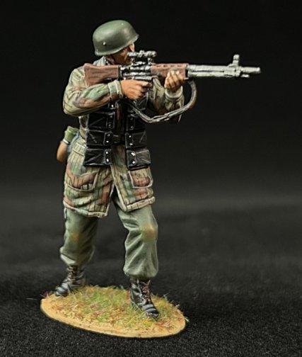 Fallschirmjäger FG42 Rifle Shooter