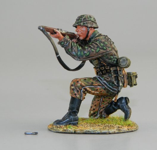 Waffen-SS Panzer Grenadier Kneeling Firing