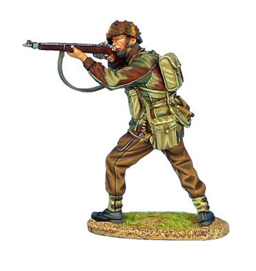 British Airborne Standing firing Enfield Mk 1