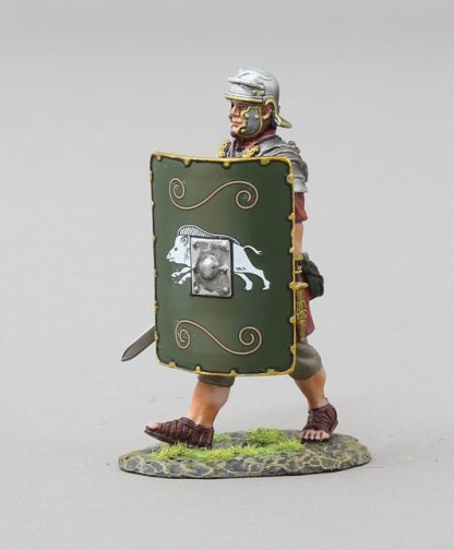 Advancing Legionnaire with Gladius Drawn (Front Rank) 19th Green Shield