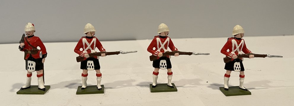 4 Scottish Soldiers