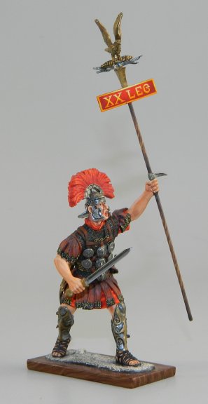 Centurion Charging w/Sword & Eagle