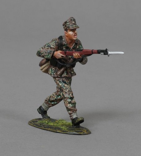 SS Trooper Charging with Rifle and Bayonet - Cap