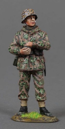 German SS Artillery Figure - Plane Tree Pattern