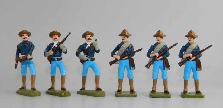 Six Spanish-American War Soldiers