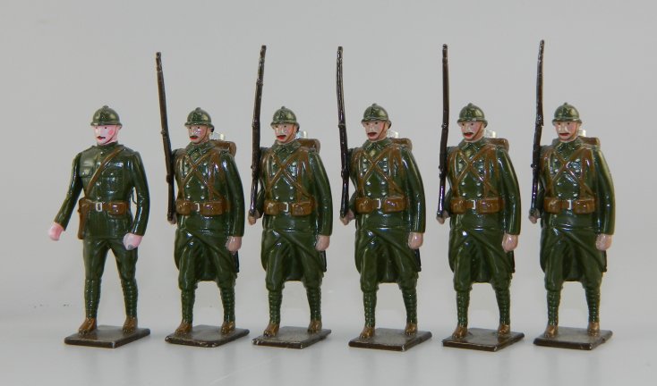 Italian World War I Officer & Infantry Marching