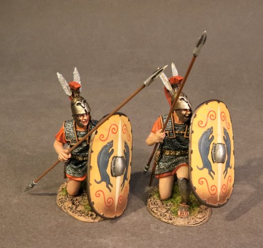 Two Triarii Kneeling, Roman Army of the Mid Republic