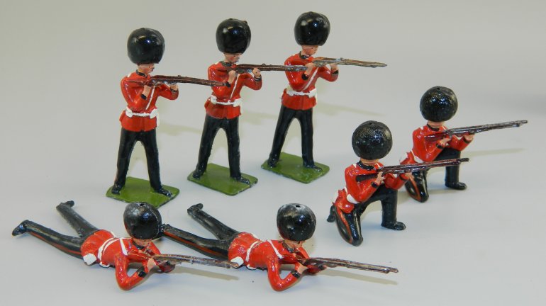 7 British Scots Guards Firing - Hollowcast
