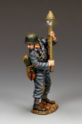 Standing Ready w/Panzerfaust