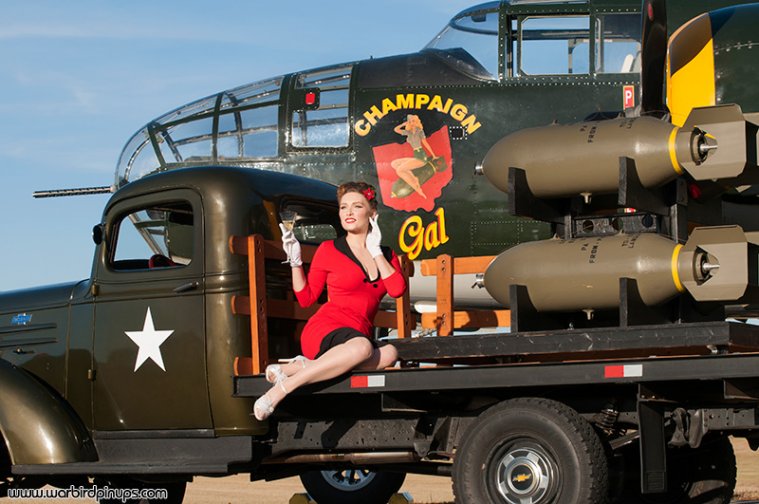B-25 Mitchell Bomber “Champaign Gal” with Paige, 2017