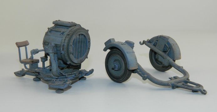 60cm Flak-Sw36 Searchlight mit Sd.Ah.51 with Luftwaffe Crew