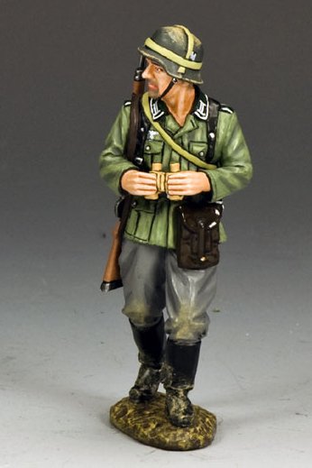 German NCO w/ Binos