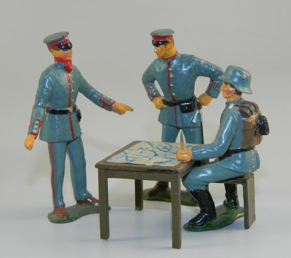 WWII German Command Set - Table, Map & 3 Officers