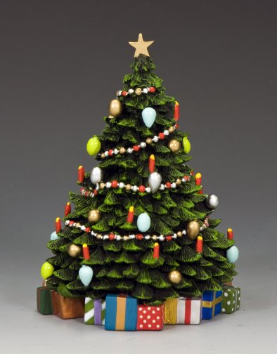Christmas Tree w/Christmas Presents