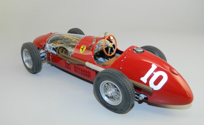 Exoto Motorbox Ferrari 500 F2 #10 Albeto Ascari|GPC97193|1/18th