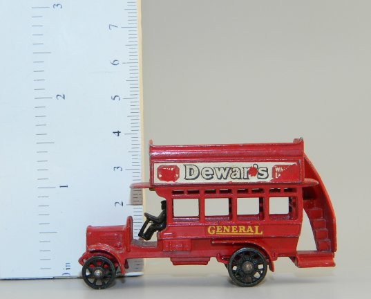 Ancien véhicule miniature bois et métal Germany Transport bois - Objets