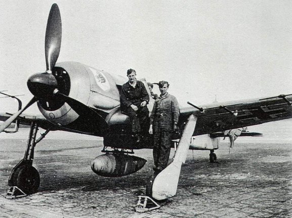 ace-211_5_.jpg