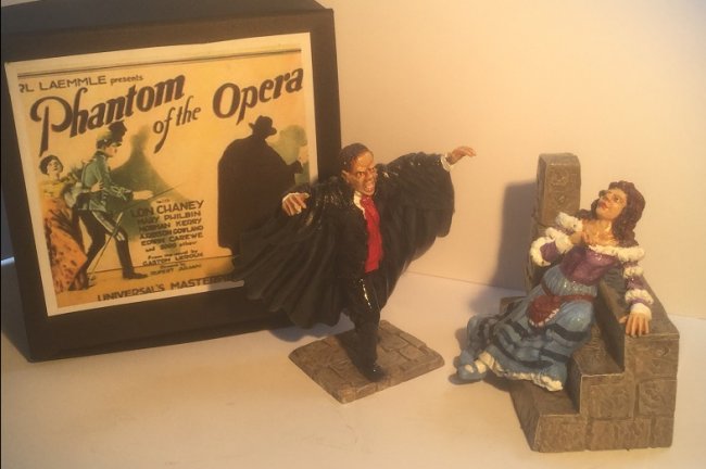 モンスターPLAYSET the Pantom of Opera McFarlane Toys The Phantom of the Opera Playset | eBay